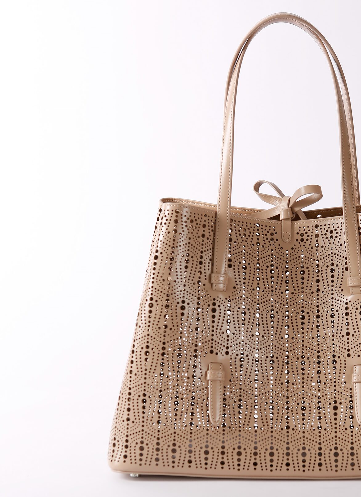 CABAS SMALL MODEL CUIR LUX SIDI BOU SAID SAND ALAÏA SANDY  CABAS SMALL MODEL CUIR LUX SIDI BOU SAID SAND